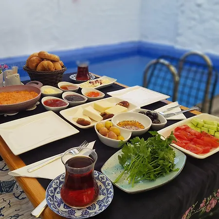 Mavi Ruezgar Alacati (adults Only) فندق 4*