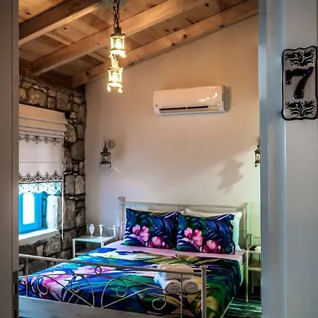 Mavi Ruezgar Alacati (adults Only) ホテル 4*